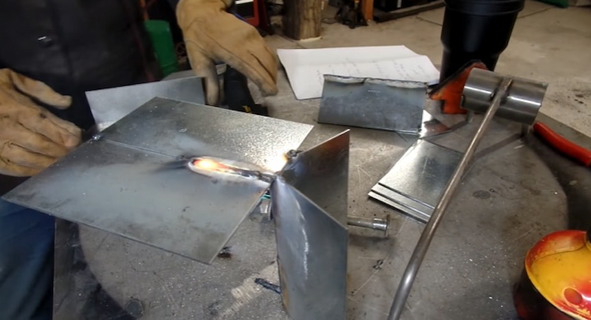 Welding the galvanized steel process